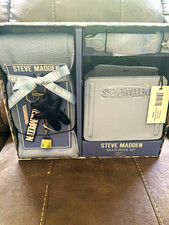 Steve Madden Women  s Blue Bevelyn Multi-Piece Accessory Set Knit Solid Logo