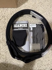 Bianchi Accumold Duty Belt W/ Inner Belt And Handcuff Pouch