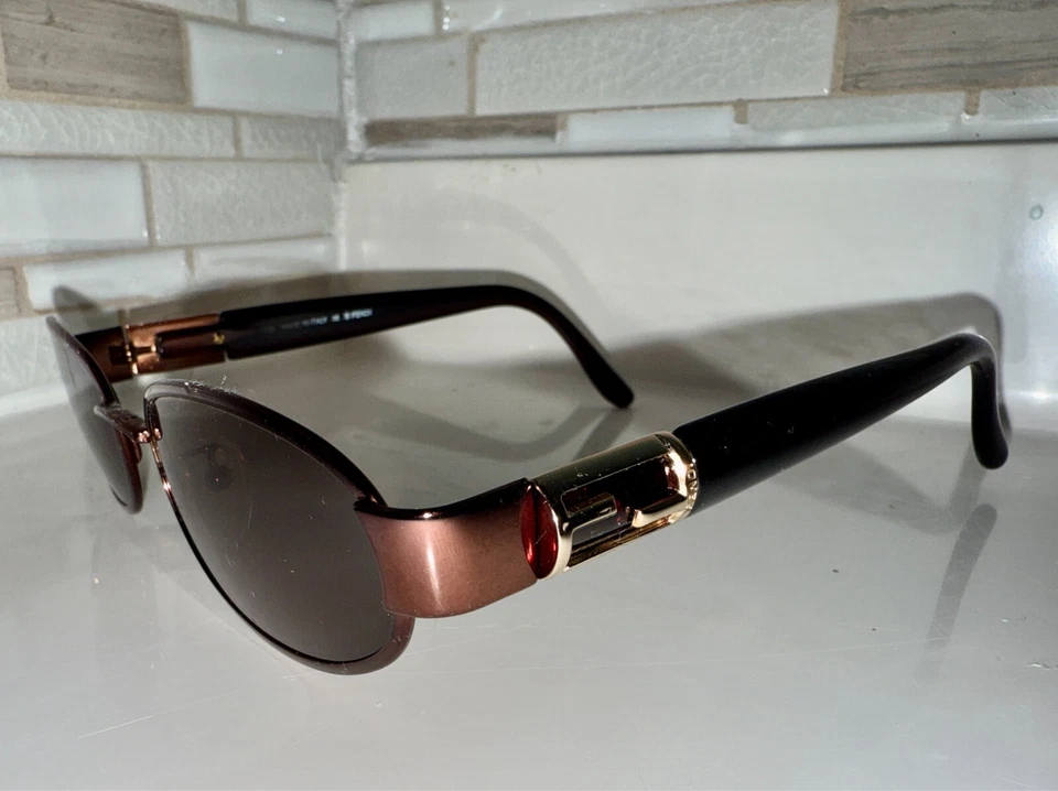 Fendi 太阳镜 罕见 FS202 卡布奇诺,椭圆形,135 意大利制造 中性,未穿 — 第 4/4 张图片