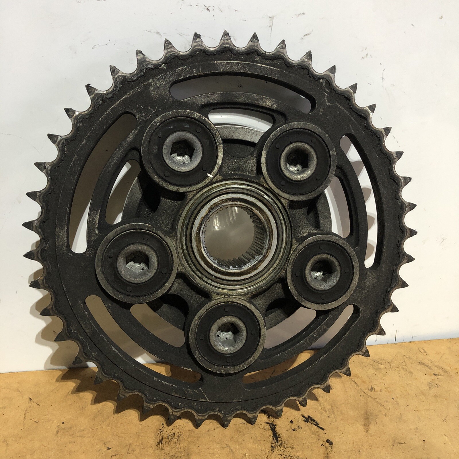 DUCATI HYPERMOTARD 939 SPROCKET hub dampers eBay