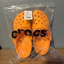 Crocs Classic Clogs Slip On Water Shoes ORANGE ZING Adult US Women s Size 7 NWT