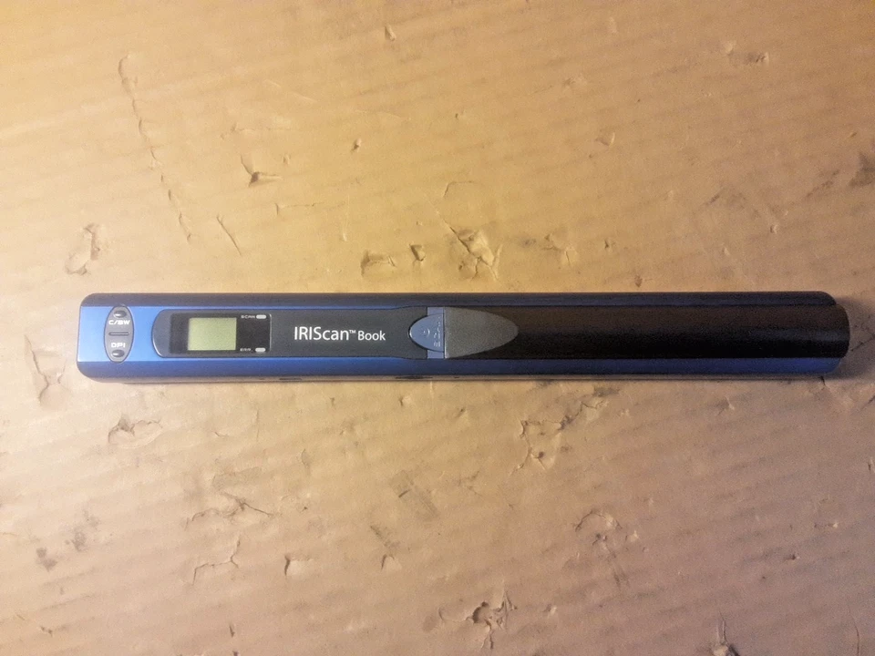 Iris Iriscan Scan Book 2 Handheld Portable Fast Easy Book Document Scanner  - Image 4 of 4