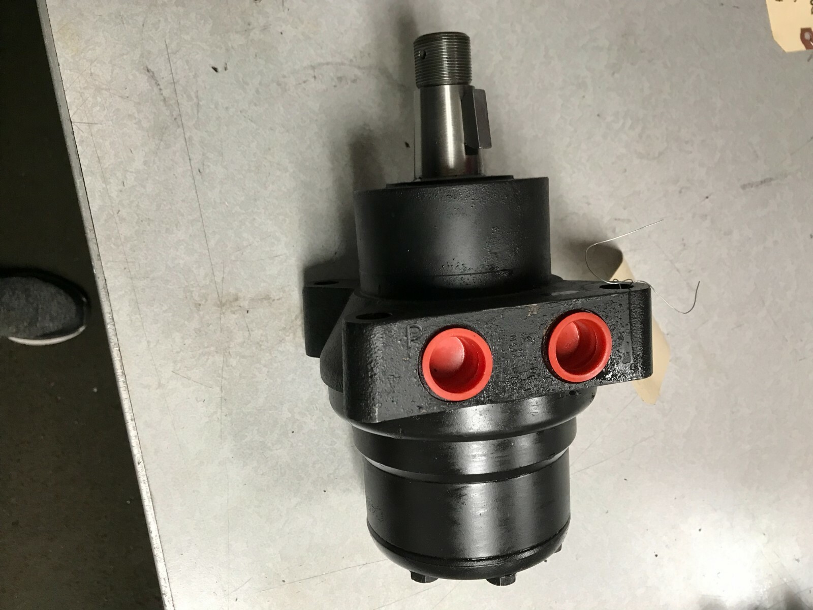 HYDRO GEAR HYDRAULIC MOTOR eBay