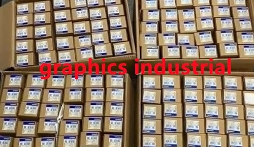 New  In Box Omron E5CZ-R2 Temperature Controller E5CZ-R2 E5CZR2
