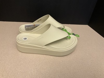 New! Womens Crocs Brooklyn Flip Low Wedge Off White Sandals. Size 10. Nice!