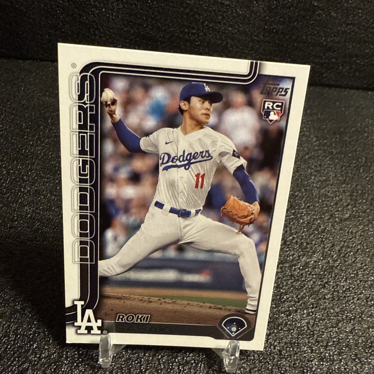 Topps - 佐々木ロキ　Roki Sasaki Dodgers サイン入りルーキカード Amazon.com: 2025 Topps Now ROKI Sasaki Rookie Card #OS-13