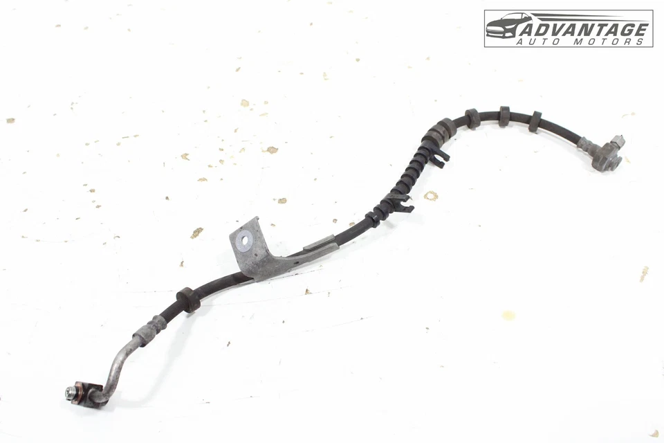 Chrysler Voyager 2020-2024 delantero izquierdo lado del conductor pinza de freno manguera tubo OEM Foto 2 de 4