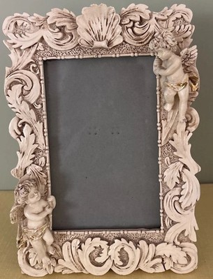 Ornate Vintage Inspired Ivory Resin Photo Frame Floral Baroque Design Cherubs