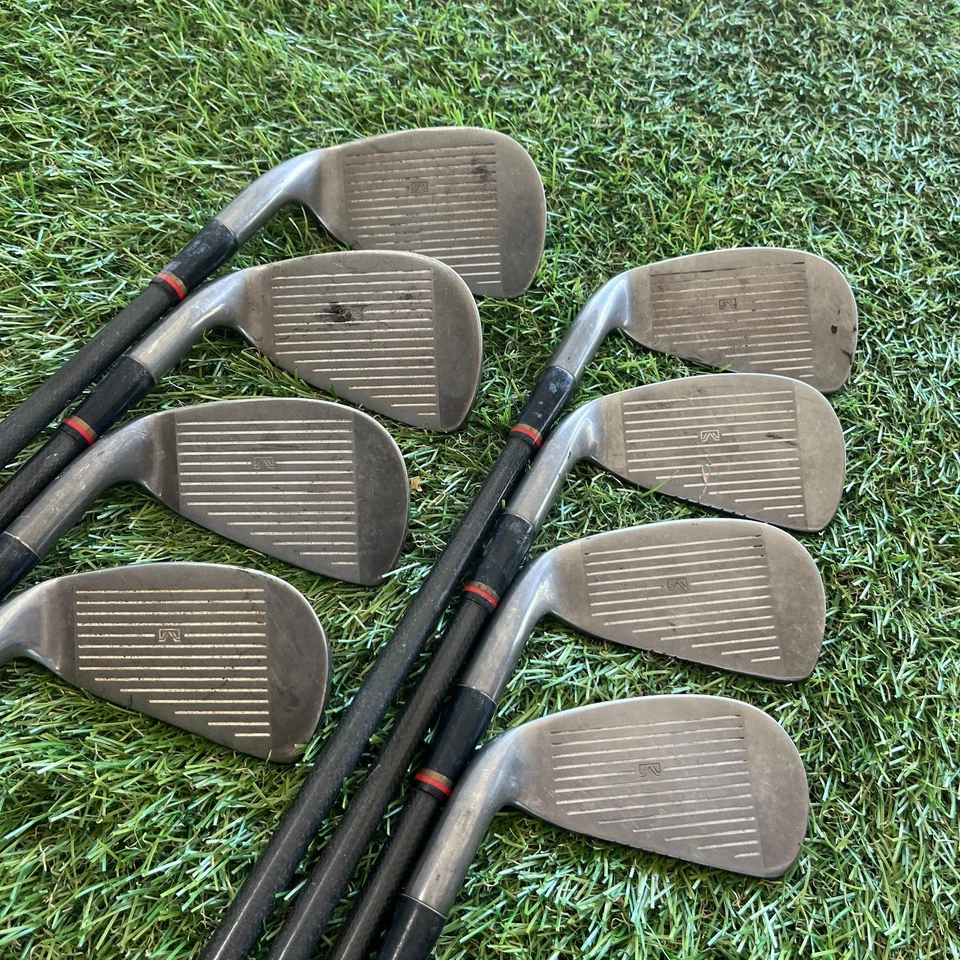 Juego completo de palos de golf para diestros Adams Merit Wilson Senior Flex para hombre Foto 3 de 4