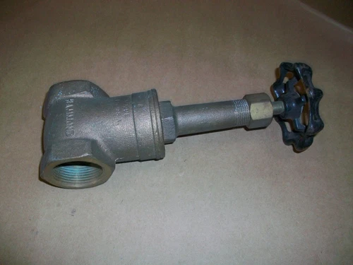 Hammond 1-1/4" Brass Gate Valve IB643 125 SWP 200 WOG Threaded   NEW