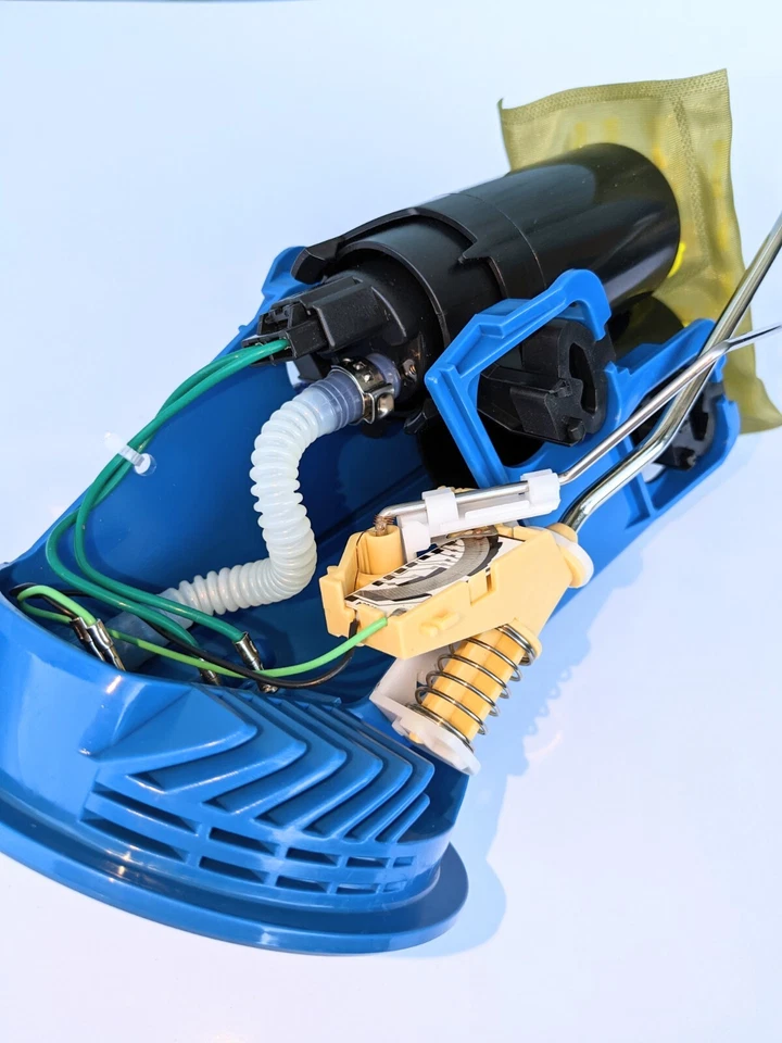 全新宝马 E31 燃油泵 - 840i 840Ci 850Ci 旧宝马零件编号:16141182289 — 第 2/4 张图片