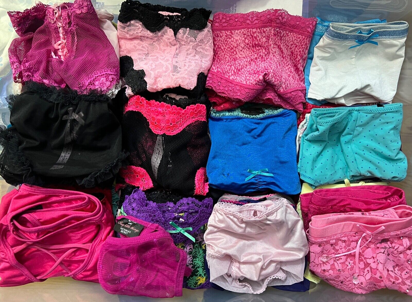 Victorias Secret PINK Womens Size Large Lot of 4 Panties NWT! A3224