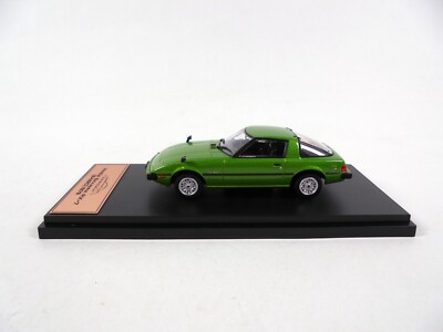 Mazda Savanna RX-7 (SA22C) 1978 - 1:43 Hachette Premium X