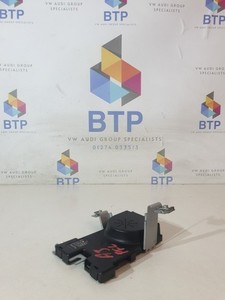 Audi A3 8P 2008-2012 ANTENNE SIGNAL VERSTÄRKER MODUL 8P4035225D