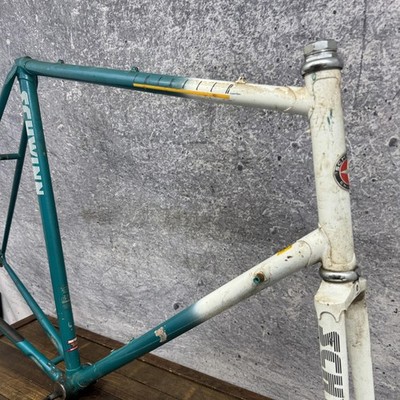 Vintage Schwinn Traveler Road Bike Frame 64cm Green White True