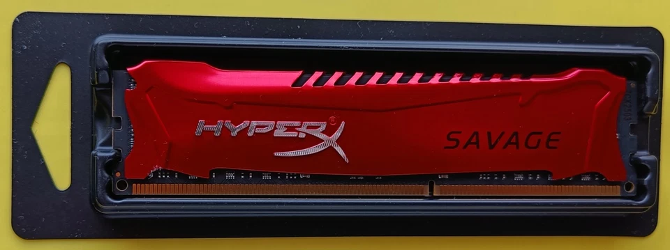 KIT 2 MEMORIE RAM KINGSTON 8 GB (2 x 4 GB) PC3-19200 Ddr3-2400 MHz DIMM DESKTOP - Immagine 2 di 4