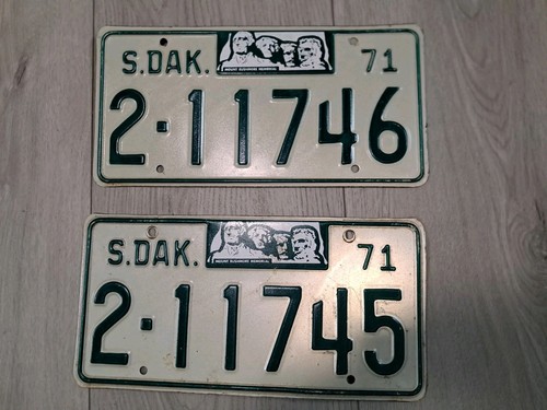 Pair of 1971 South Dakota license plates-Davison County ? 2 11745 Rushmore 