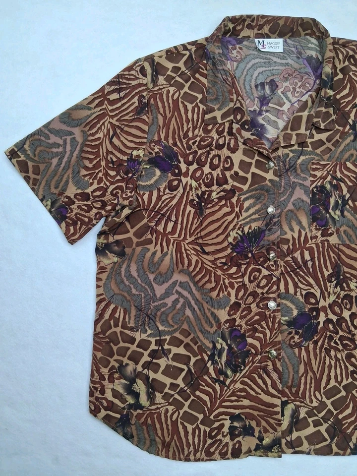 Vintage Maggie Sweet Blouse Top Womens Plus Size 2X Button Up Floral Animal Prin - Image 2 of 4