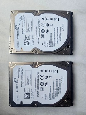 2 X Seagate 9HV144-033 500GB 2.5'' SATA Hard Drive 7200 RPM Momentus 7200.4