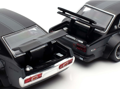 ミニカー POPRACE 1/64 Laurel C130 & GT-R V8 Drift Pop Race 1:64 Nissan GTR V8 Drift Hakosuka & Datsun Laurel C130 HK