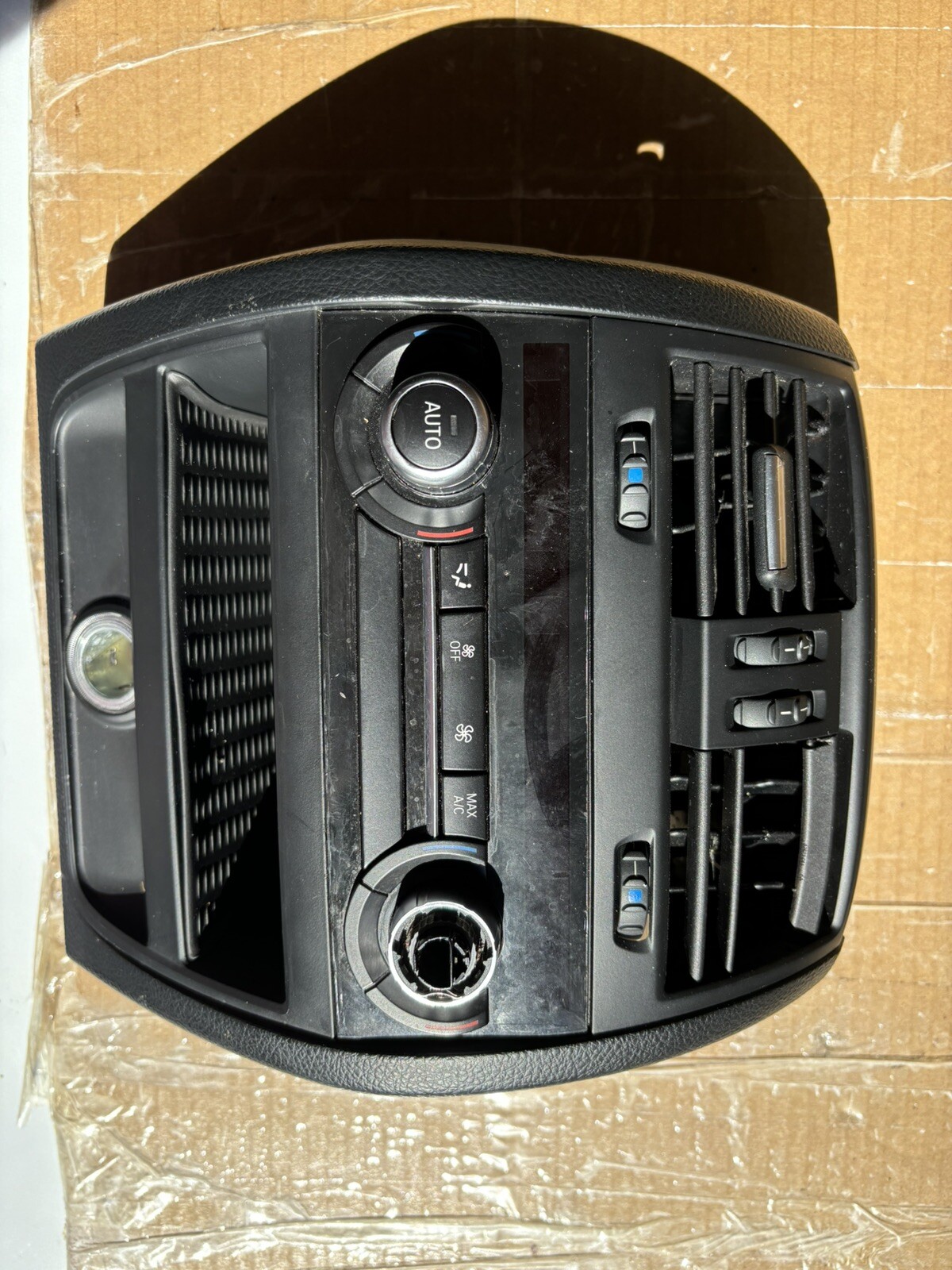 Genuine BMW 5 Series F10 Rear Climate Control Unit 9304718 Missing 