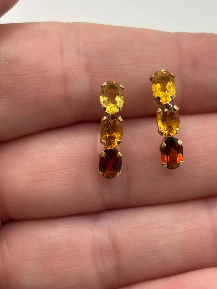 OMBRE GORGEOUS Yellow Gold Citrine and Garnet Earrings January Birthstone - Image 2 of 4