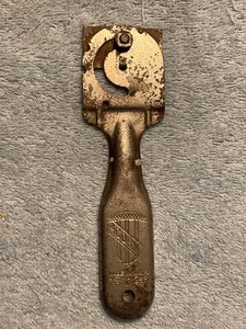 Vintage McGill "Acorn" Razor Scraper Tool Blade Holder Paint Scraper Made In USA