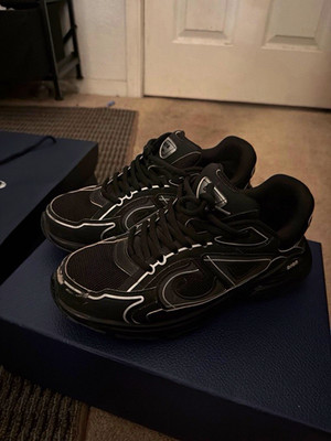 Dior B30 Men s Low Top Mesh Sneaker Black/Black 3SN279ZRF-H900
