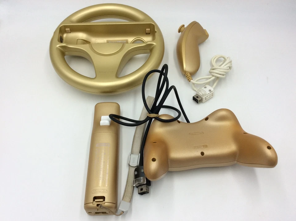 Club Nintendo Wii Zelda Remote Golden Handle Classic Controller Pro Nunchuck - Image 2 of 4