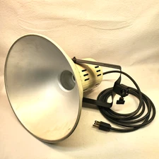 Smith-Victor Model A120 Photographic Studio Light 12.25" w/Bracket 120V 500W