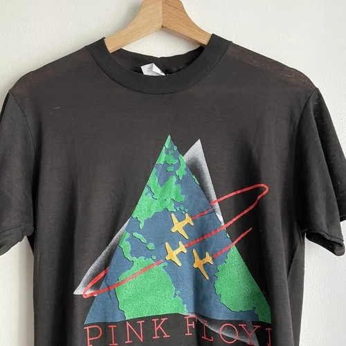 80s Pink Floyd World Tour Plane Single Stitch T Shi 1980s vintage concert t-shirt, vintage, single stitch, B+ condition