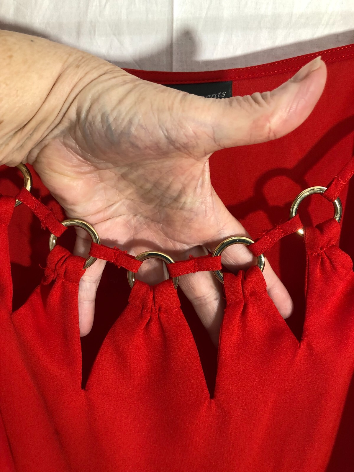 NWT Bold Elements cut curve cold shoulder round neck shirt red detail M Top