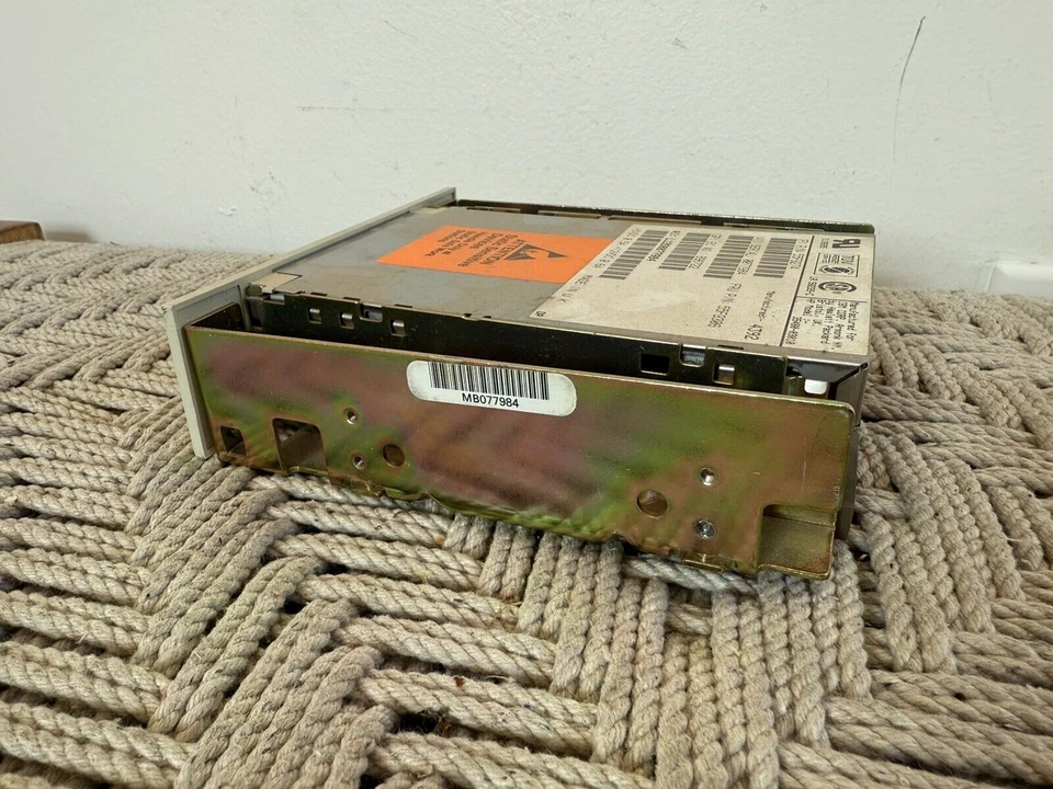 🍊Vintage 1992 IBM 55F9274 55F9306 Internal Tape Drive 4GB 8GB 4326NP - Image 4 of 4