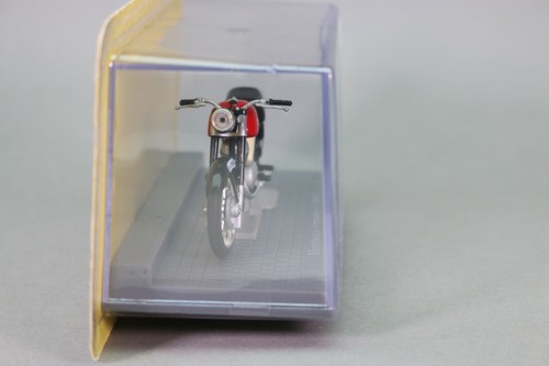 ZT983 IXO moto 1/24 Grandes Motos Classiques Montesa Impala 1962 - Picture 3 of 4