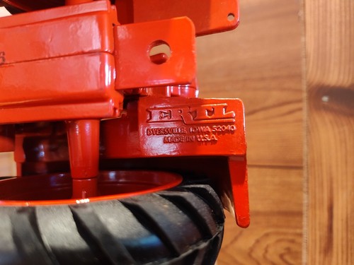 NEW ERTL 1:16 SCALE CASE 600 DIE-CAST TRACTOR IN OPEN BOX MADE IN USA IN 1986 - Picture 13 of 14