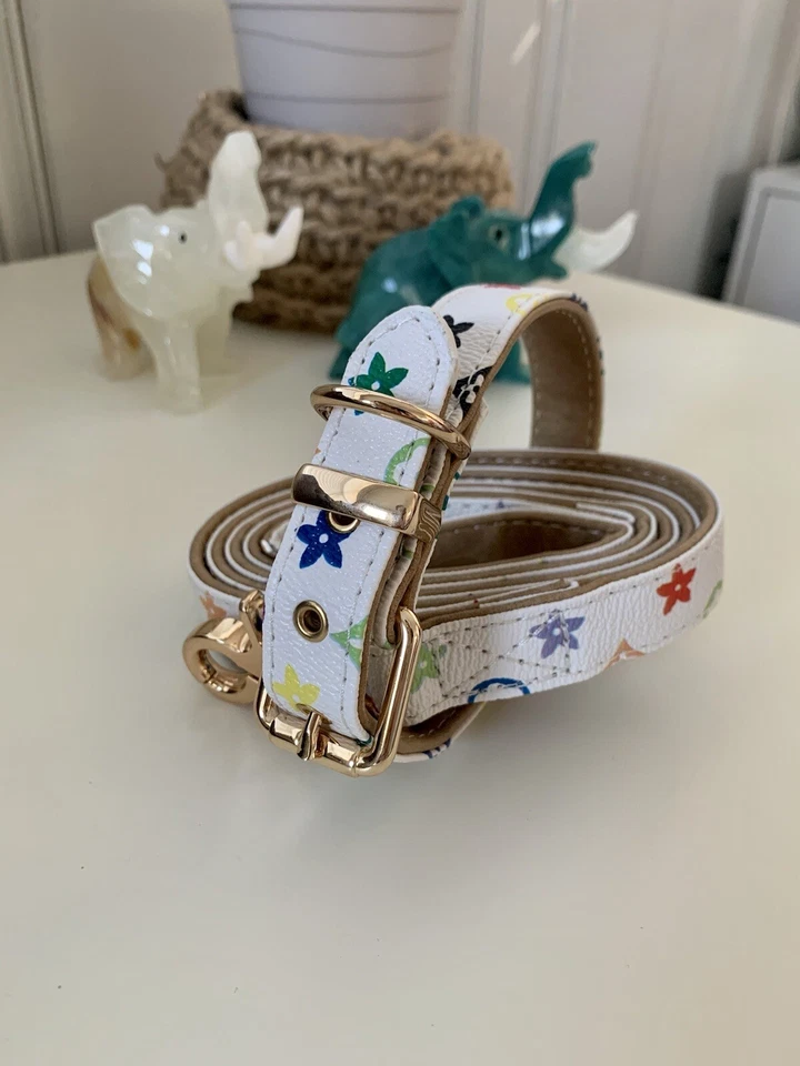 Combo collar monograma perro de lujo con correa a juego TAMAÑO MEDIANO Foto 2 de 4