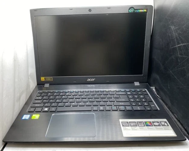 Acer Aspire E 15 15.6" Intel Core i5-7200U 2.50GHz 8GB RAM 256GB SSD Foto 3 de 4
