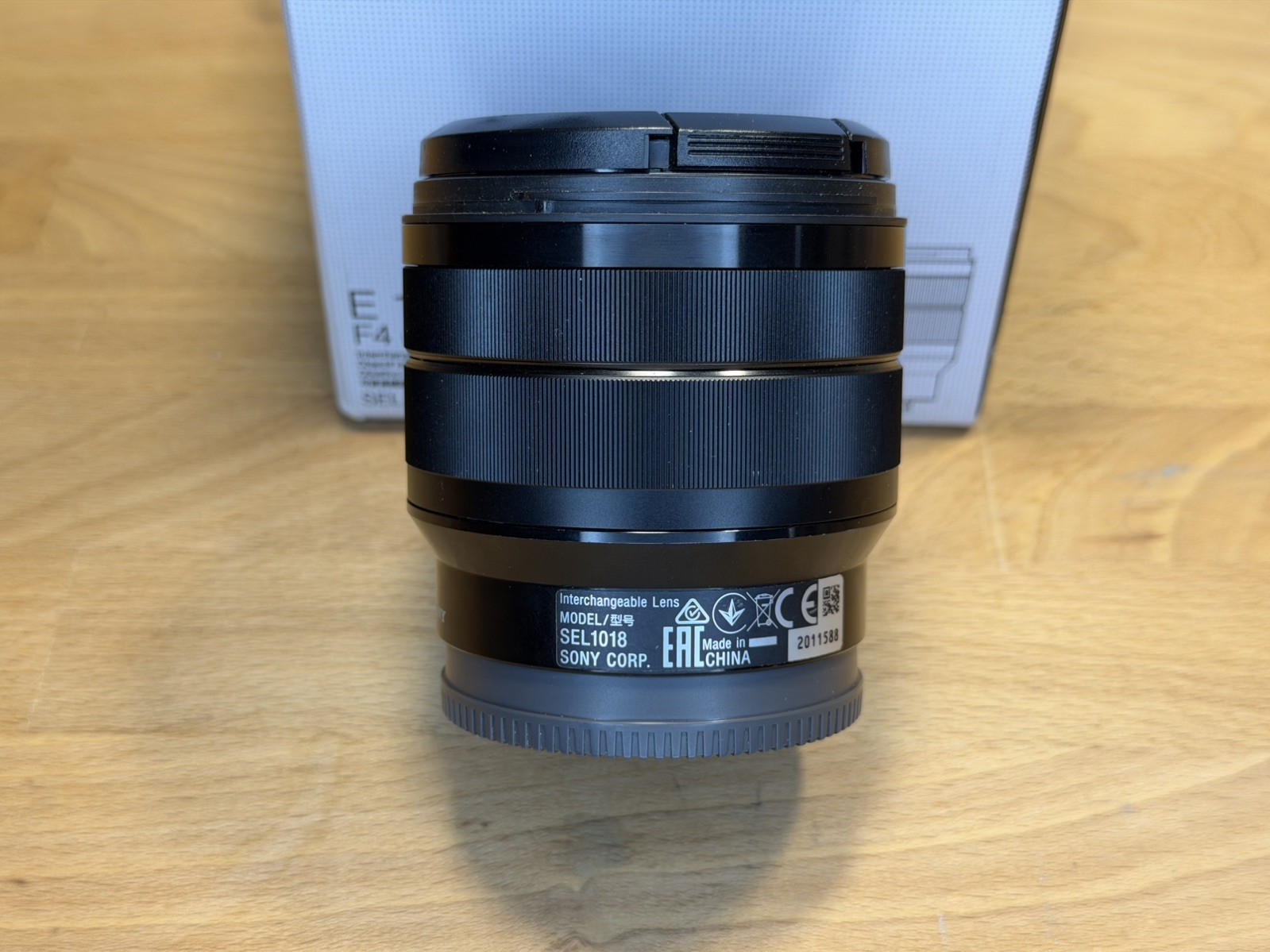 Sony Alpha E 10-18mm f/4 OSS Ultra-Wide Angle Zoom Camera Lens For Sony E Mount