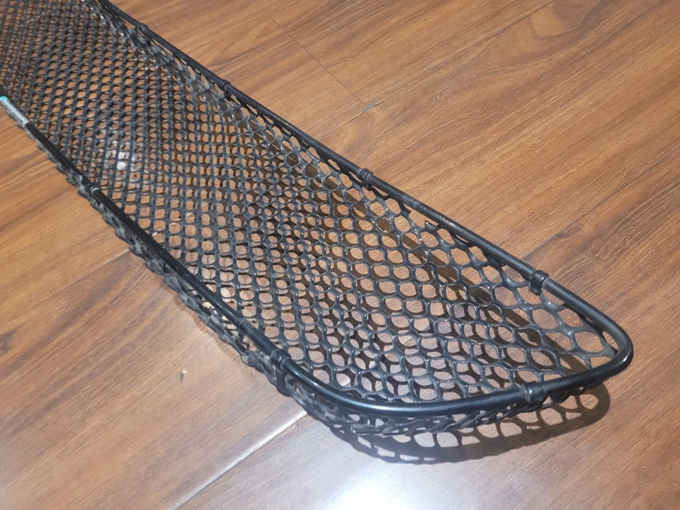 03-06 Mercedes W211 E320 E350 E55 AMG Sport parachoques delantero rejilla central de malla OEM Foto 2 de 4