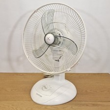 12" Desk Top Fan   3 Speeds With Oscillation PLEASE READ DESCRIPTION