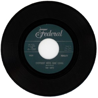 45Re TINY TOPSY ''Just A Little Bit/Everybody Needs Some Loving'' Great R&B Dancer