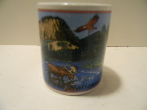 YELLOWSTONE NATIONAL PARK SUVENIER MUG - Picture 2 of 6