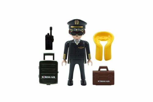 Playmobil Korean Air esclusiva 71017 71018 71019 assistente di volo pilota pista - Foto 14 di 16