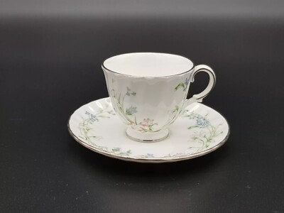 Minton Brookwood Porzellan Tasse und Untertasse