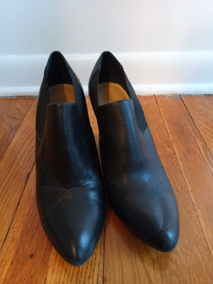 Botines al tobillo Ellen Tracy de cuero negro con tacón apilado talla 9 Foto 3 de 4