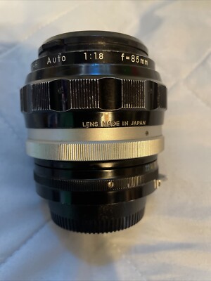 Nikon Nikkor-H Auto 85mm f/1.8 Non-AI F-Mount Nippon Kogaku