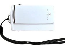 FUJIFILM FinePix Z110 White 14.0 MP 5x Zoom Compact Digital Camera From Japan