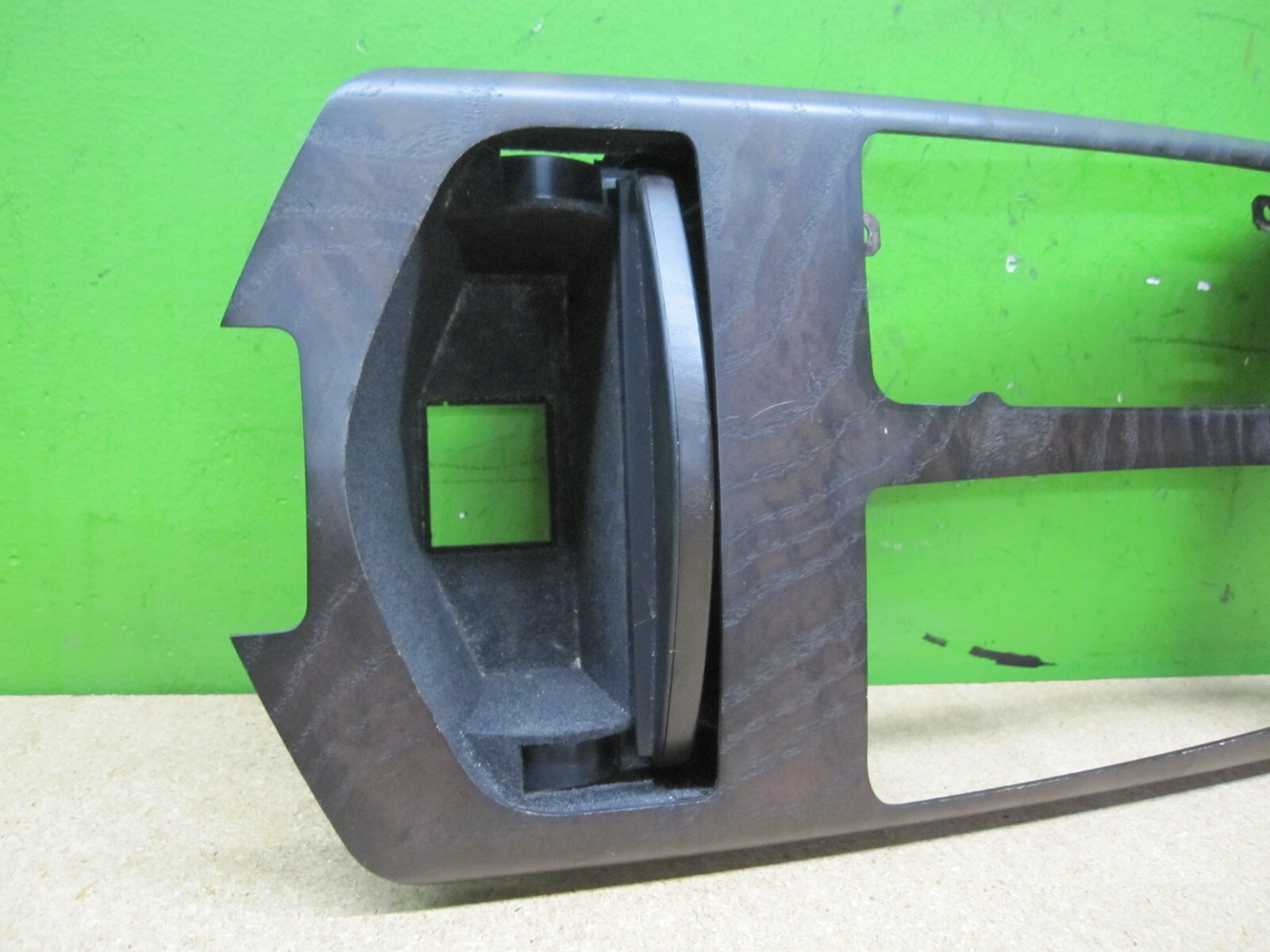 2014-18 Maserati Ghibli M157 OEM Center Console Wood Trim as pictured 670011129