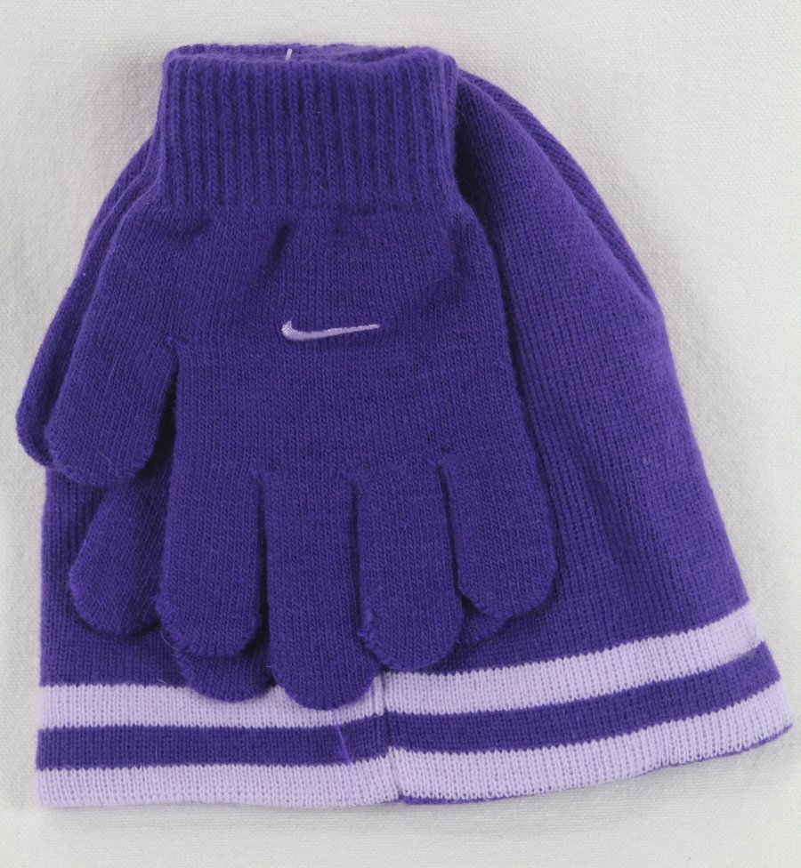 Nike Swoosh Beanie Hat Gloves 2PC Set Purple Reversible Size 4/6X