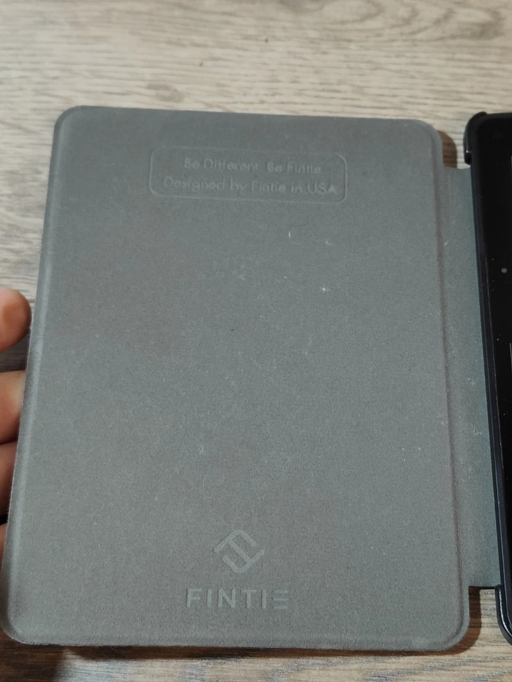 Amazon Kindle Voyage (7th Generation) 4GB, Wi-Fi, 6 inch - Black - Image 3 of 4